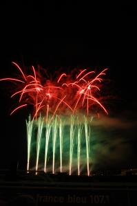 Festival pyrotechnique hippodrome d'Enghien les couleurs du val d'oise